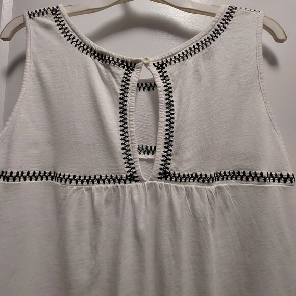 YESSICA Women's White Cotton Blend Sleeveless Tank Top w/Black/Silver Trim - Med - Picture 8 of 9